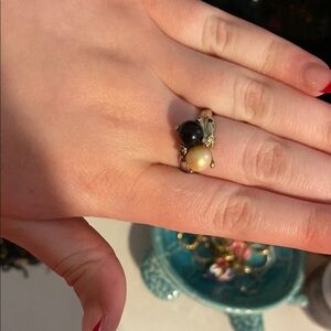 Elegant Black and Gold Pearl Ring